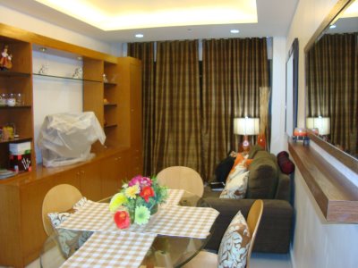 FOR RENT: TWO BEDROOMS CONDO UNIT IN PALM TOWERS IN MAKATI CITY,