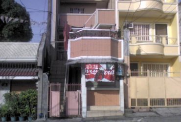 FEMALE ROOM FOR RENT- NEAR THE FORT, AYALA, ORTIGAS CENTER