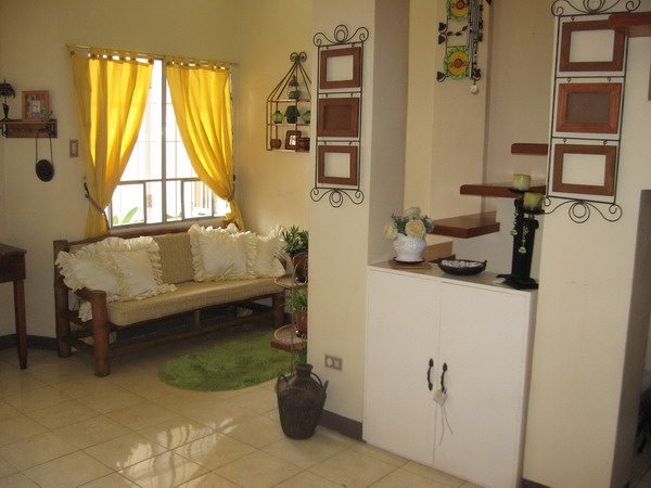 2 -BR Apartment in Cebu City Tisa Hills Drive