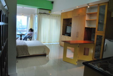 THE FORT CONDO, FORT PALM SPRING TAGUIG