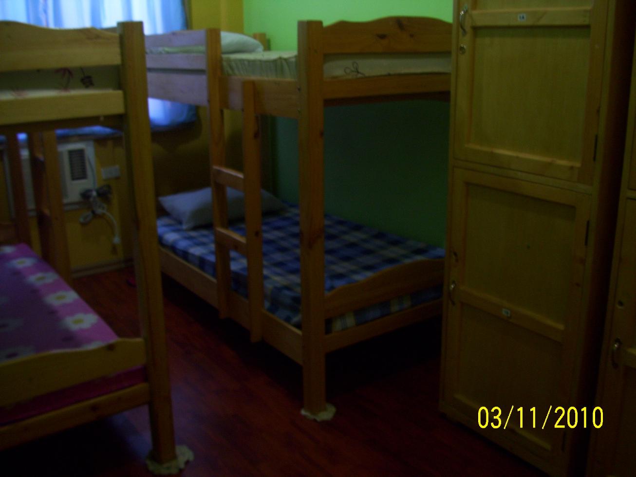 LADY BED SPACER ONLY SAMPALOC MANILA