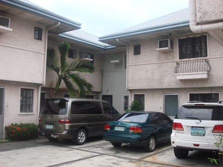 QC TOWNHOUSE FOR RENT