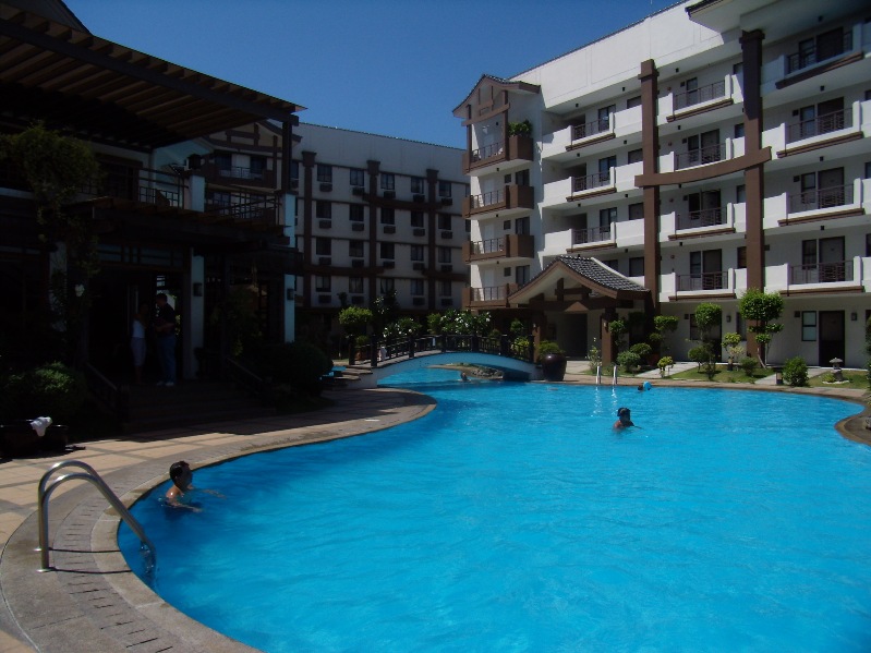 MAYFIELD PARK RESIDENCES 2BR APARTMENT FOR RENT PASIG
