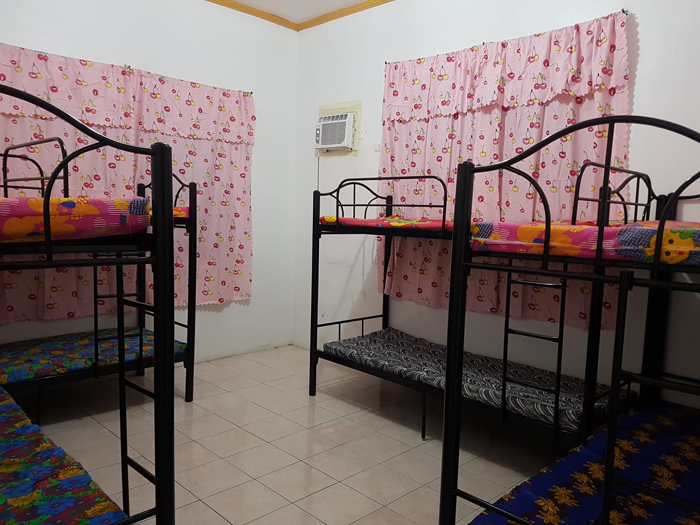 BED SPACE FOR RENT ANGELES – FOR LADIES ONLY!