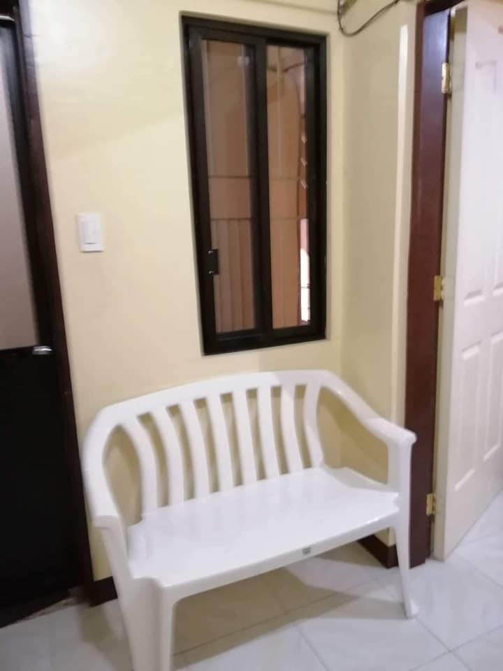Room for Rent in Nichols/Villamor Pasay