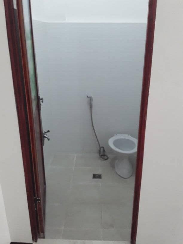 Female / Couple Room for Rent in Villamor Pasay