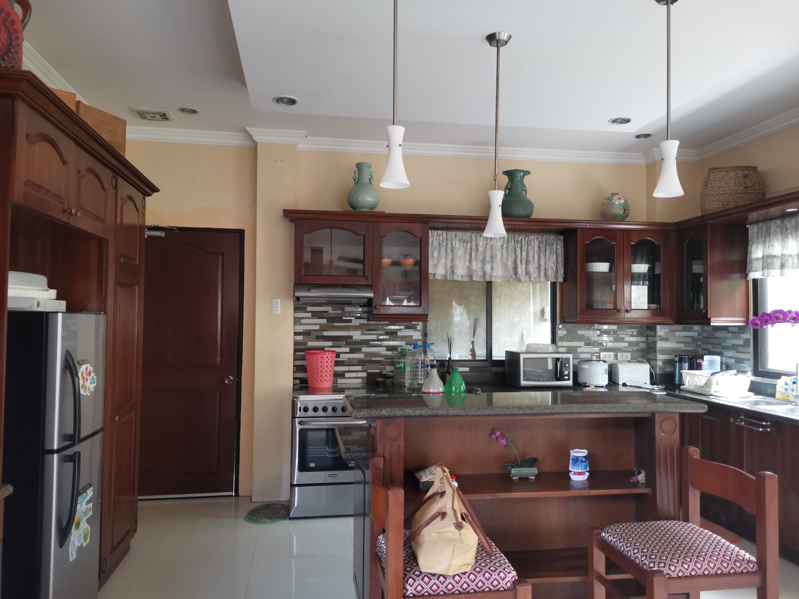FOR SALE SPACIOUS HOUSE & LOT IN GUADALUPE