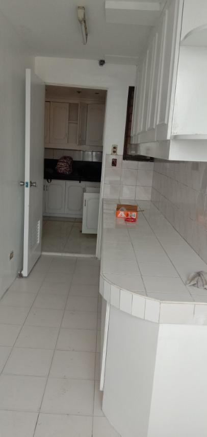 3 Bedroom Unit for Rent in Skytwin Tower