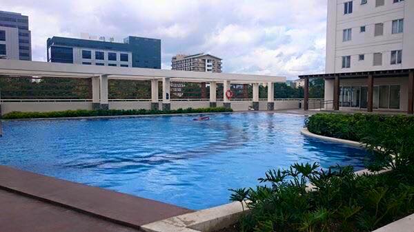 For rent fully furnished one bedroom condo unit