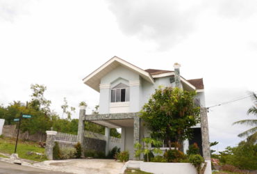 HOUSE FOR SALE IN MOLAVE HIGHLANDS SUBD.