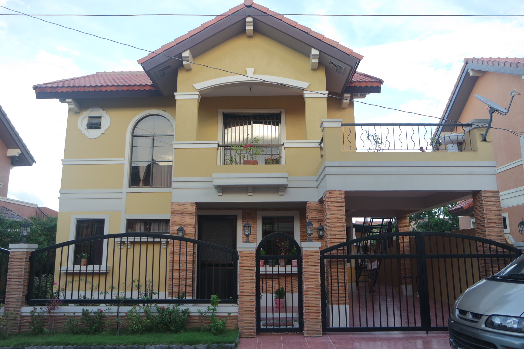 3BR Bacoor House and Lot in Citta Italia