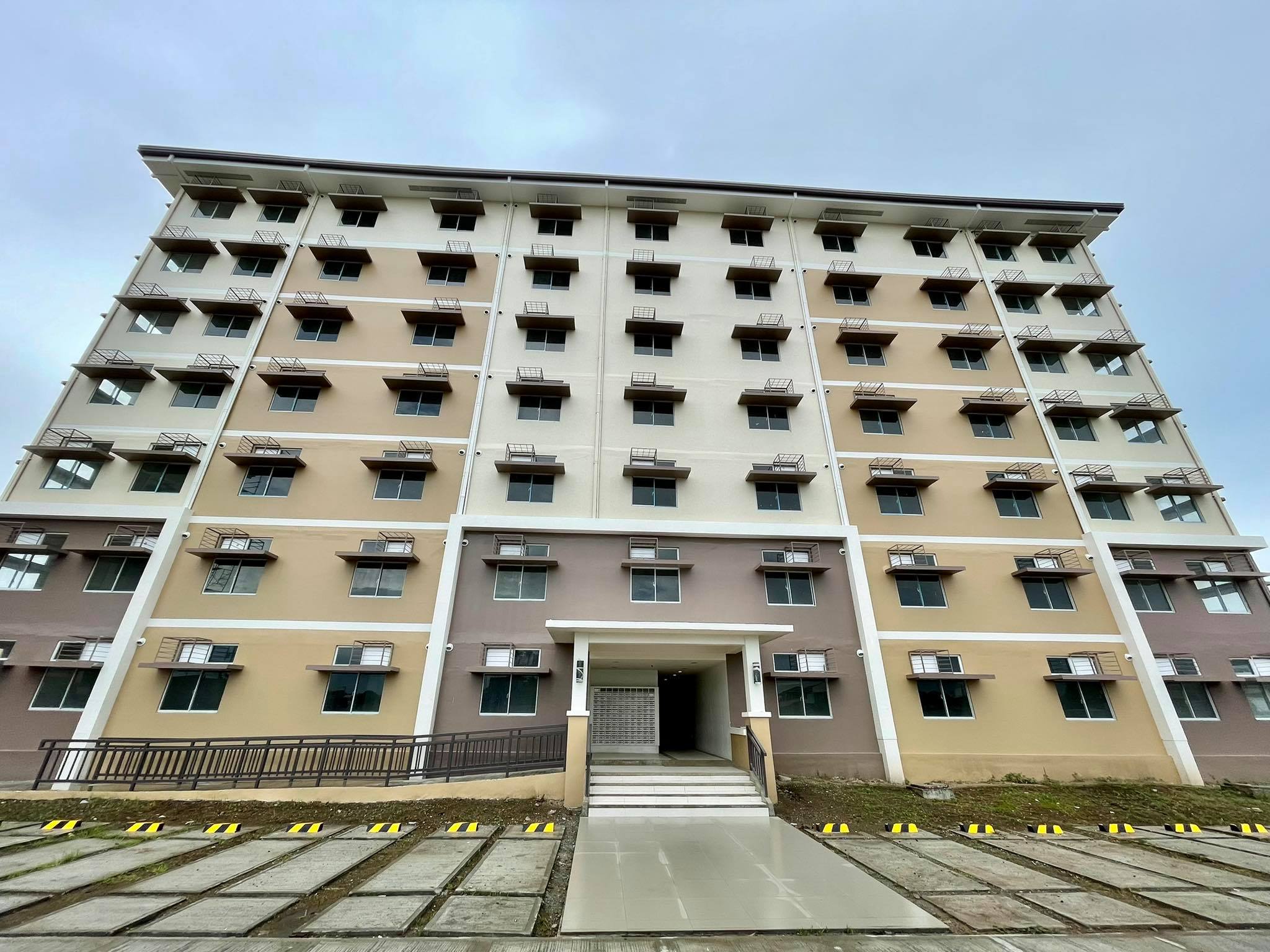 1 BR Condo in Bacoor Cavite | The Meridian