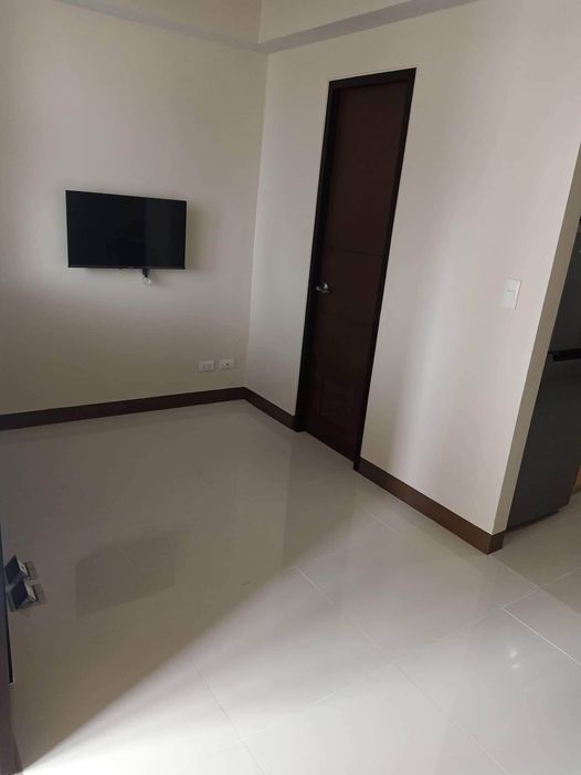 Room for Rent in San antonio Makati