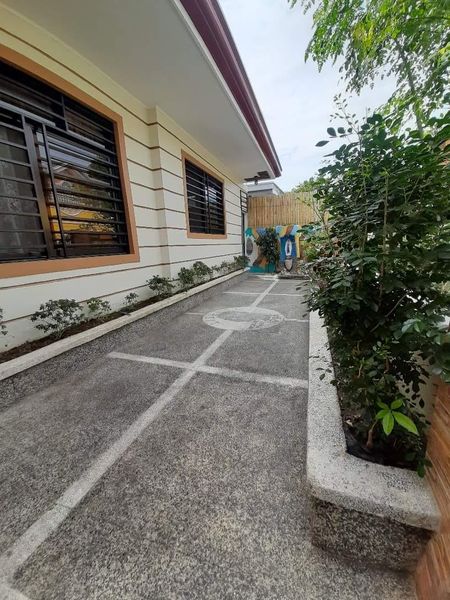 House for rent in paranaque 45k