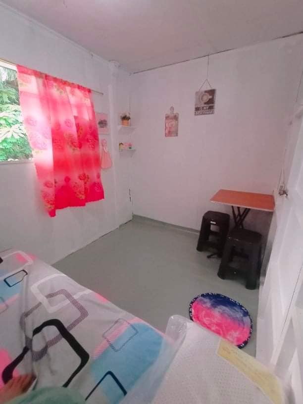 ROOM FOR RENT GOOD FOR COUPLE NEAR CHINO ROCES