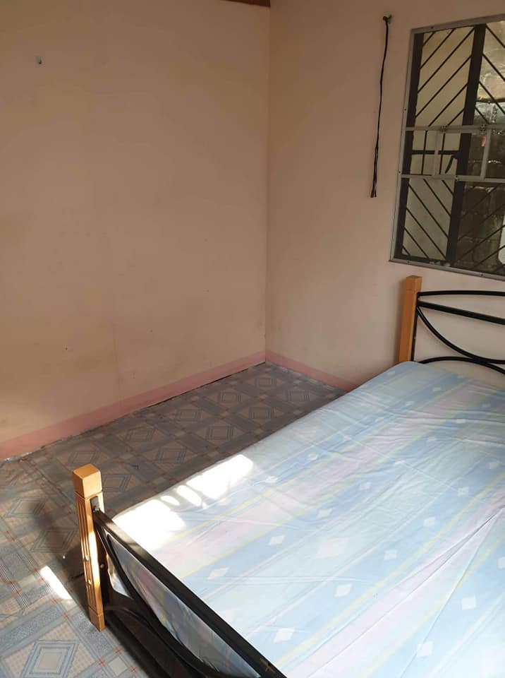 Room for rent in Naga Road Las Pinas Girls Renter only