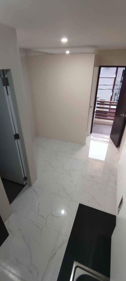 Private: Apartment for Rent in Paco Manila