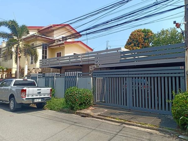 House for rent in Riverside Village Pasig
