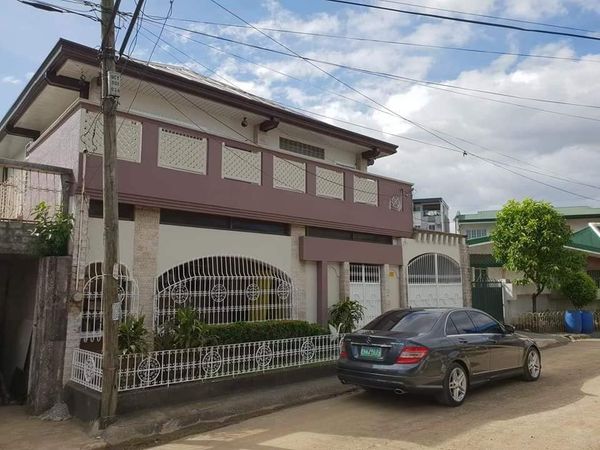 House and lot for sale in Tandang Sora Quezon City