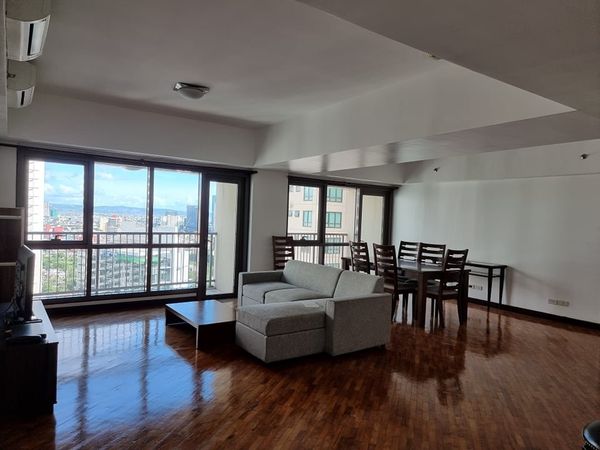Condo for rent in rockwell makati