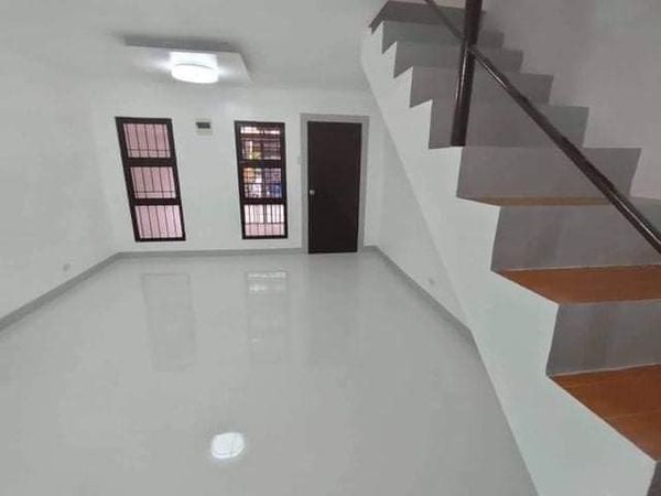 House and lot for rent in Mandaluyong