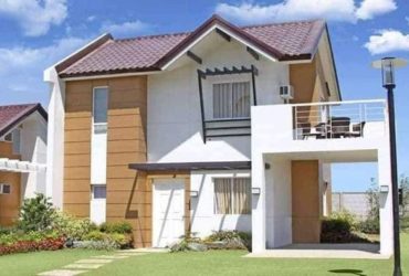 Tagaytay subdivison house for sale