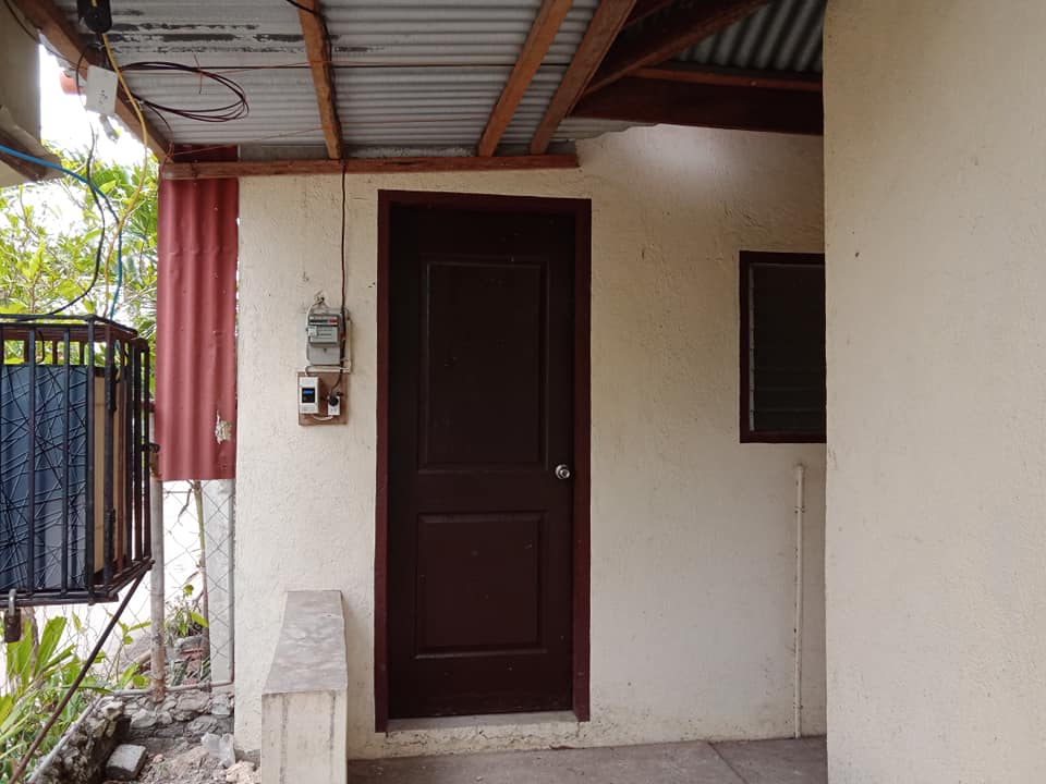 House for rent in Banawa Cebu city with garage