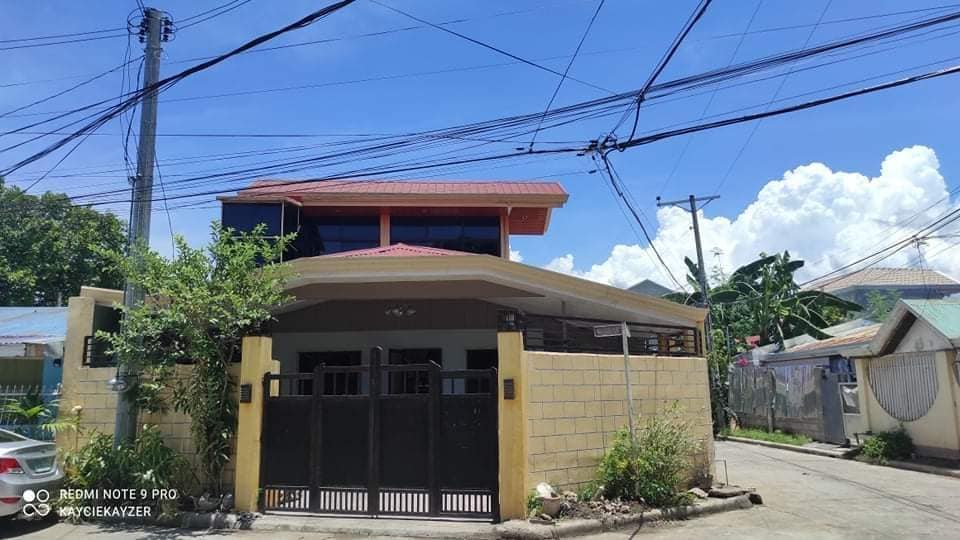 House for rent in Minglanilla Cebu 8,000 Php