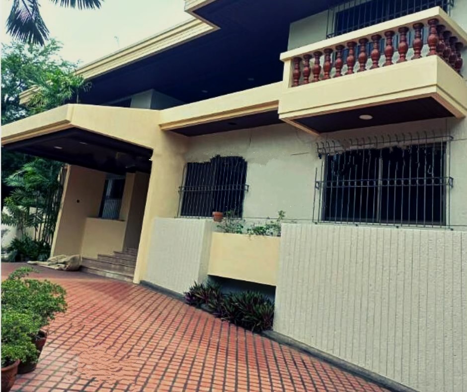 House and Lot for Lease in Dasmariñas Village‼️
