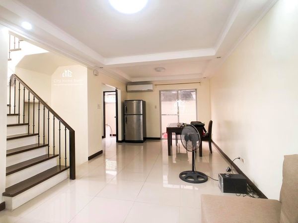 House for rent in Bayani Road Taguig