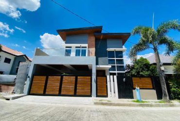 5 BEDROOM ELEGANT HOUSE AND LOT FOR SALE WITH POOL