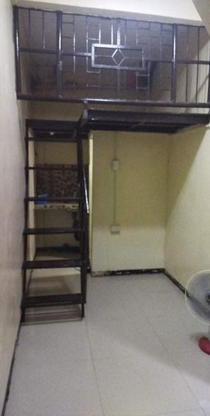 Studio type room for rent in 10th-11th avenue Caloocan