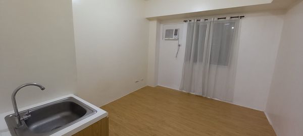 Studio type apartment for rent in Cubao near MRT