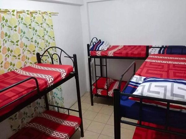 Boarding house for rent in Pedro Gil Manila