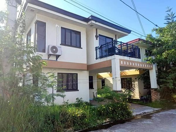 4br house for rent in General Trias Cavite
