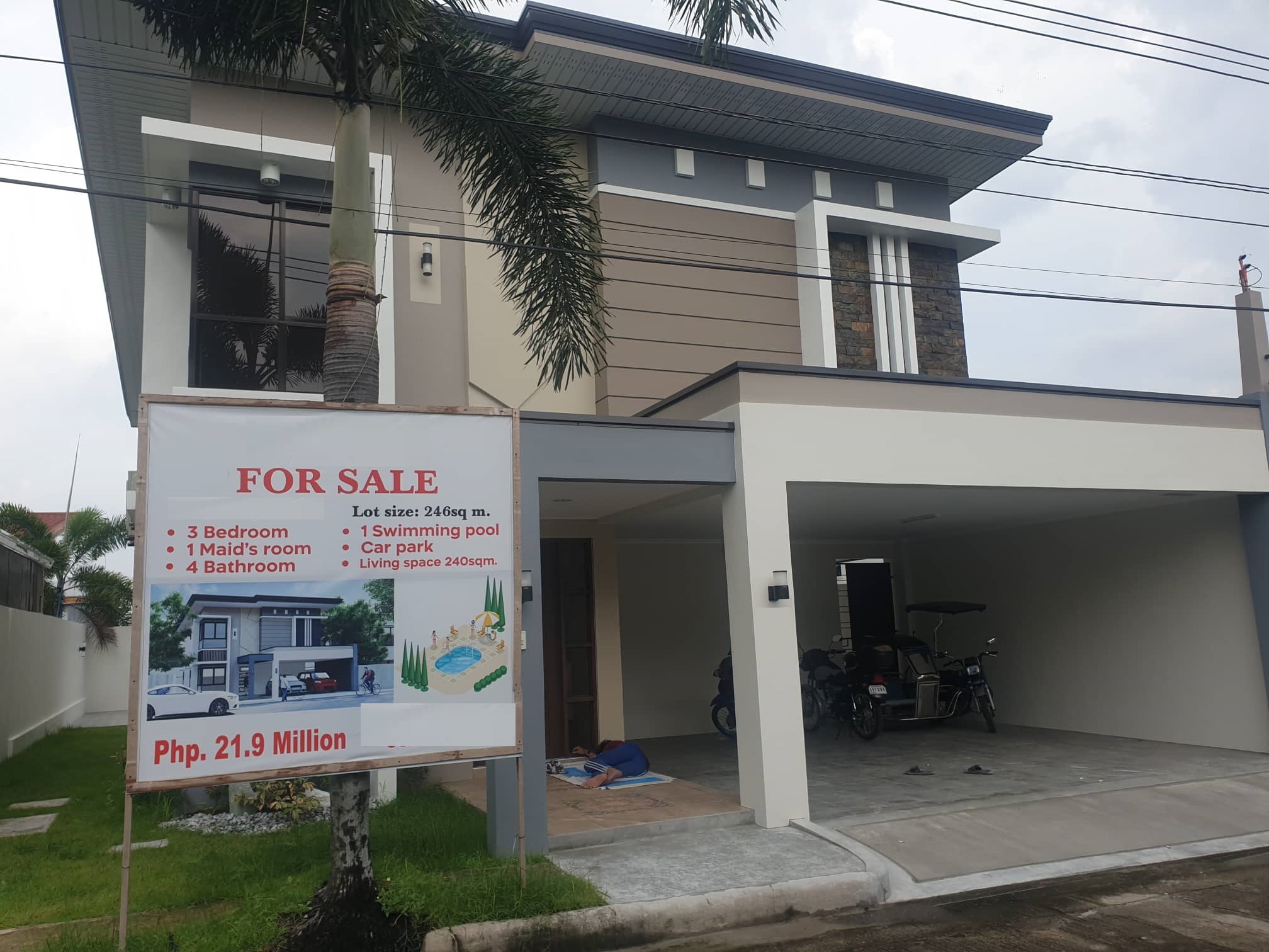 MODERN HOUSE AND LOT WITH POOL FOR SALE