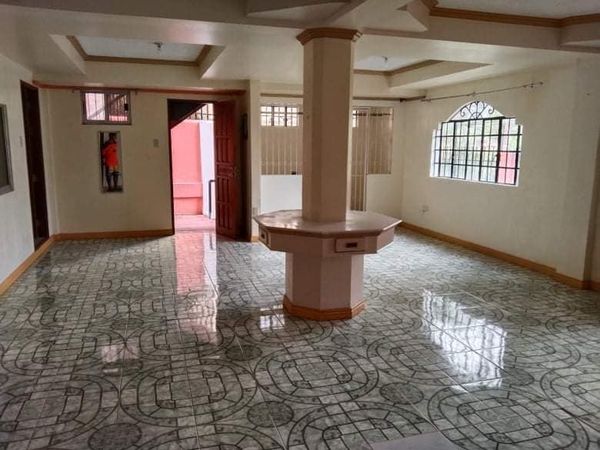 3br apartment for rent in Baguio with parking for cars
