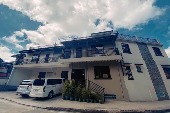 Transient house for rent in M. Roxas Baguio near Teachers Camp