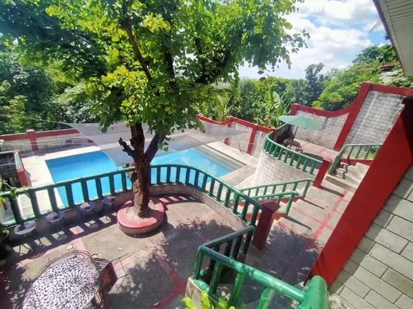 3br rest house with 10 queen sized beds in Antipolo with private pool