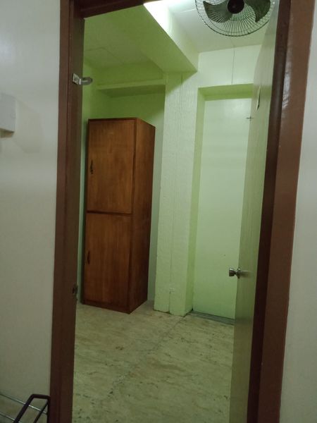 Room for rent in Annapolis st. Cubao near Gateway to Araneta City