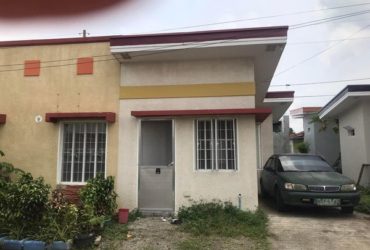 2br house for rent in Calamba with parking lot and CR SuntrustHome