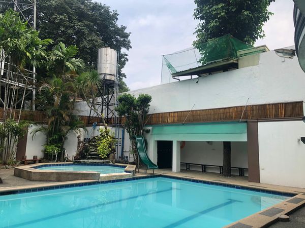 PARTY House for rent in Marikina Heights good for 30
