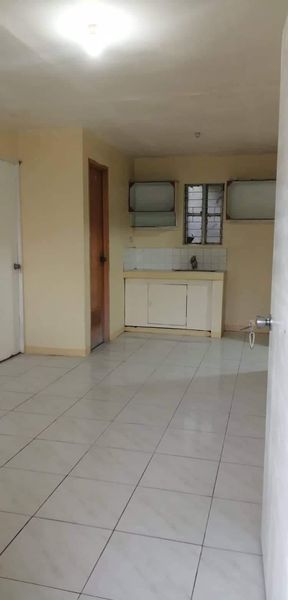 Cheap house for rent in Sta Rosa Laguna 4 pax 2br