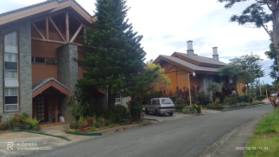 3br house for rent in Camp John Hay Baguio with car parking for 2 cars