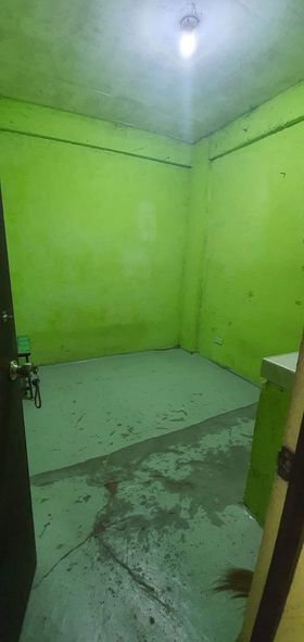 Cheap room for rent in Cainta 3k with own CR