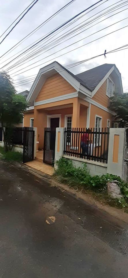 3br house for rent in Calamba Laguna 17k per month