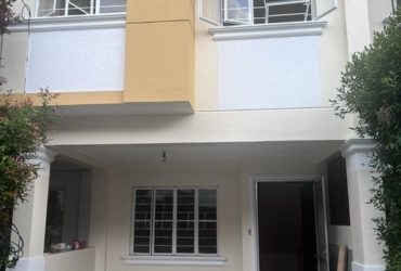 3br apartment for rent in Pasig with 2 toilets and motorcycle parking