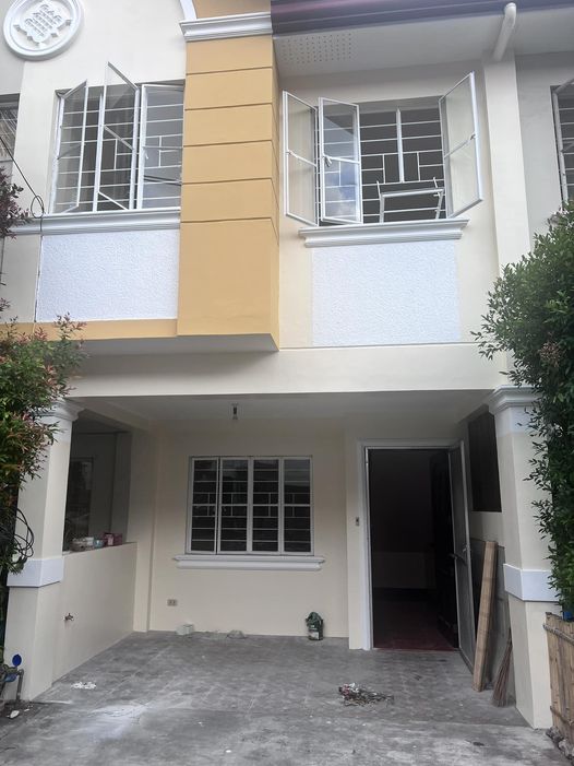 3br apartment for rent in Pasig with 2 toilets and motorcycle parking