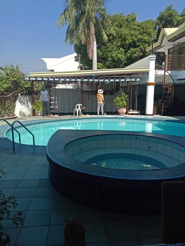 For sale house and lot at Sucat Paranaque with swimming pool