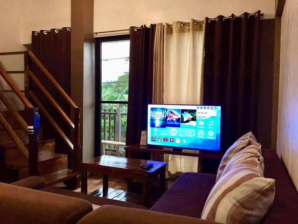 Room for rent in Tagaytay good for 2 loft with jacuzzi